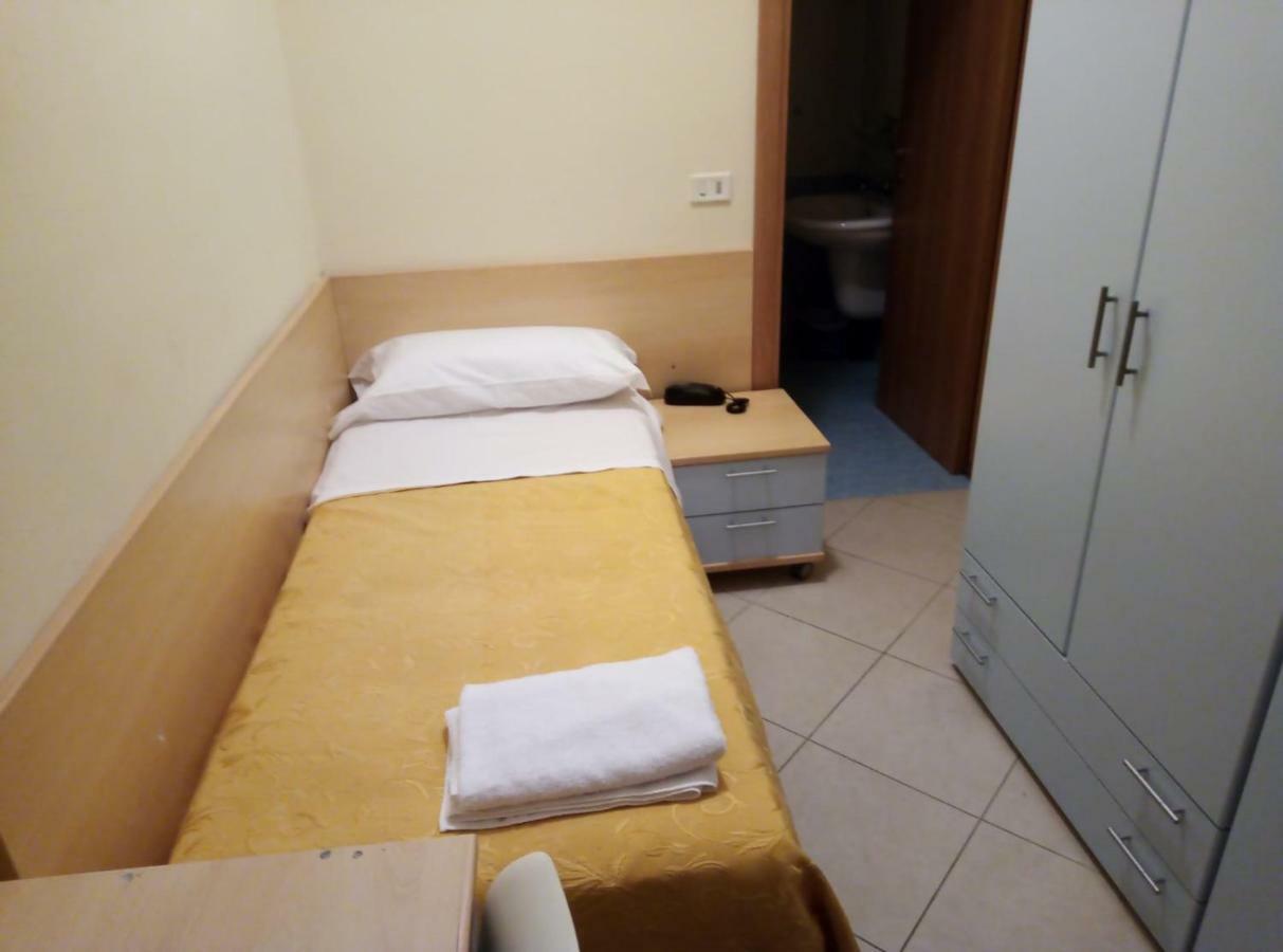 Budget Single Room